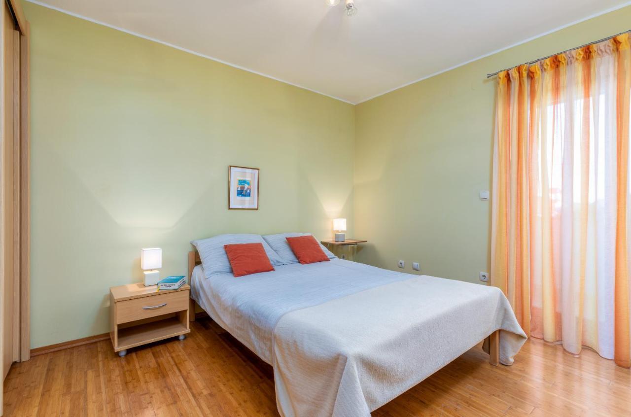 Apartment Luana A1 Fazana Bagian luar foto
